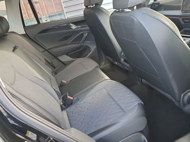 More views of Volkswagen Tiguan