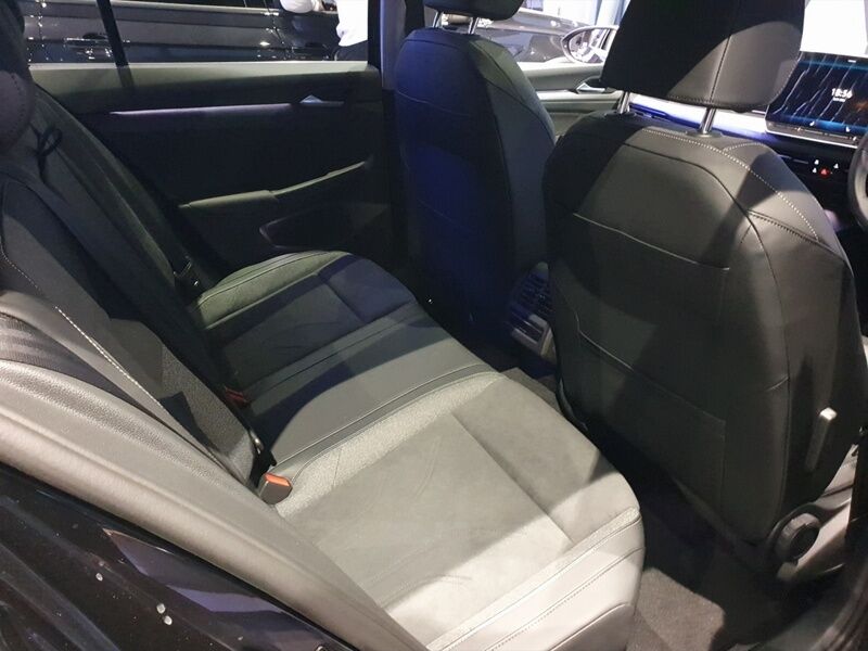 More views of Volkswagen Golf