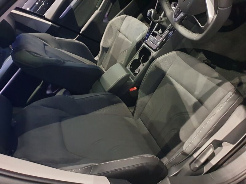 More views of Volkswagen Golf