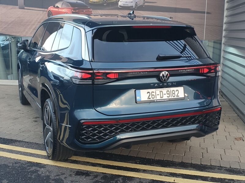 More views of Volkswagen Tayron