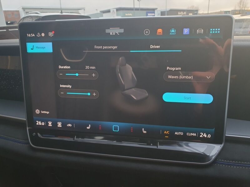 More views of Volkswagen Tayron