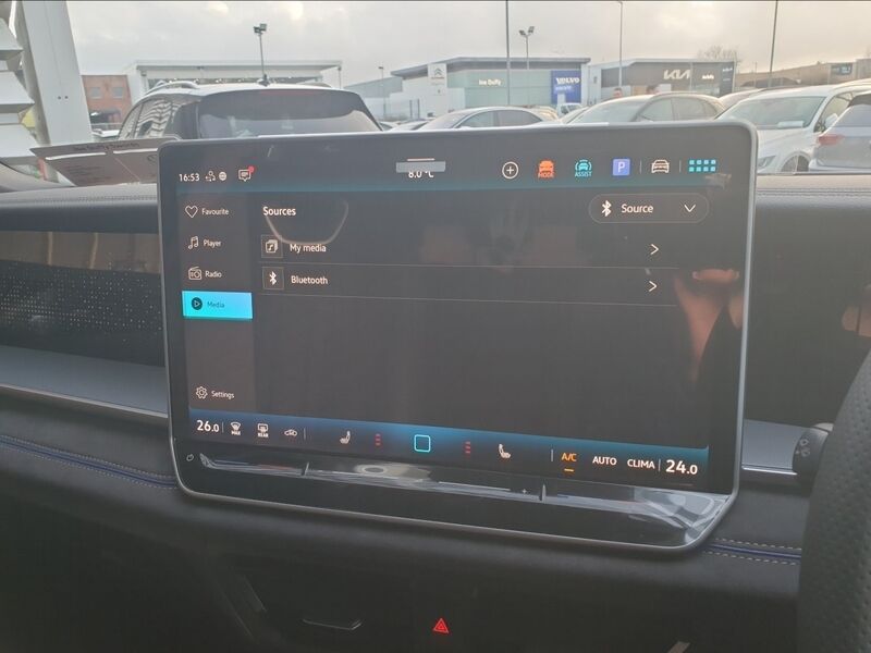 More views of Volkswagen Tayron