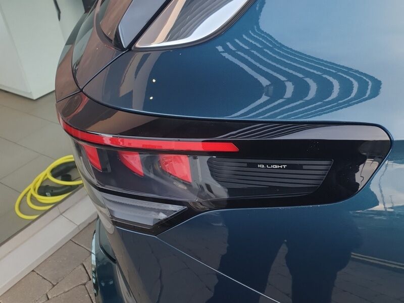 More views of Volkswagen Tayron