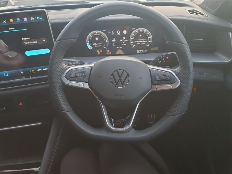 More views of Volkswagen Tayron