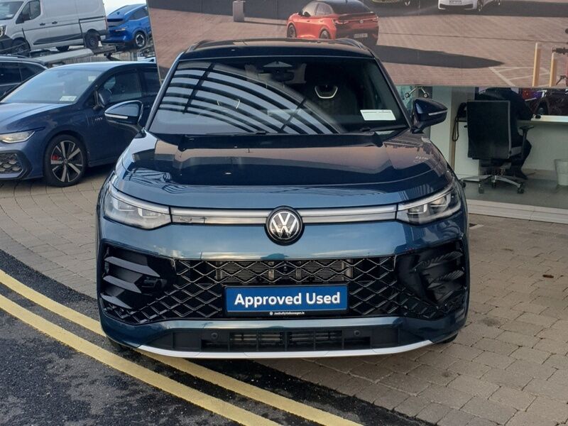 More views of Volkswagen Tayron