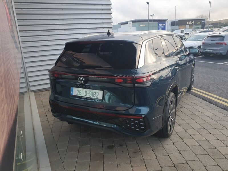 More views of Volkswagen Tayron