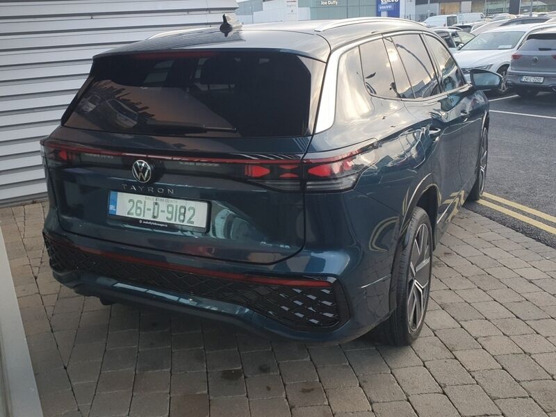 More views of Volkswagen Tayron