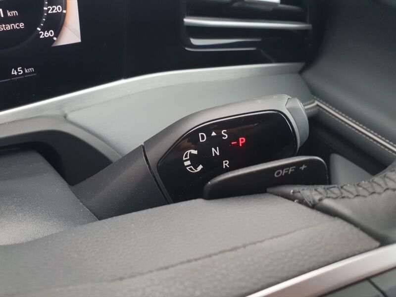 More views of Volkswagen Passat