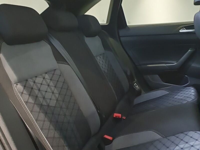 More views of Volkswagen Taigo