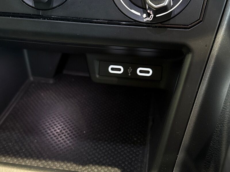 More views of Volkswagen Taigo