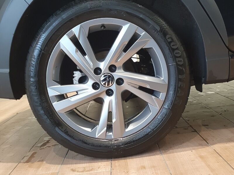 More views of Volkswagen Taigo