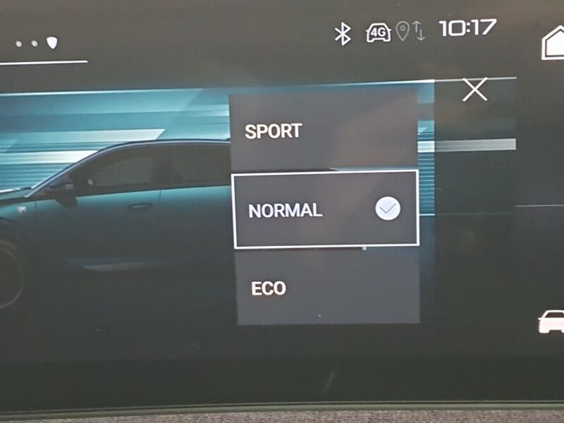 More views of Peugeot 3008