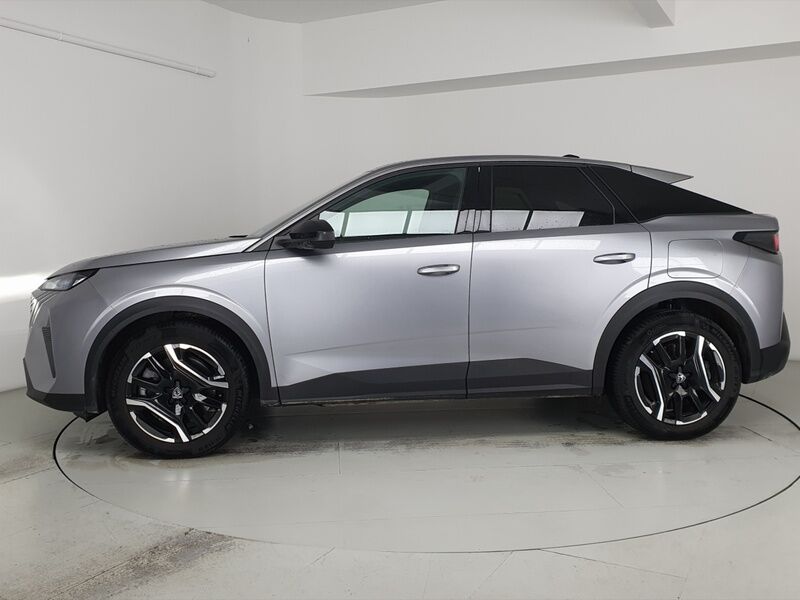 More views of Peugeot 3008