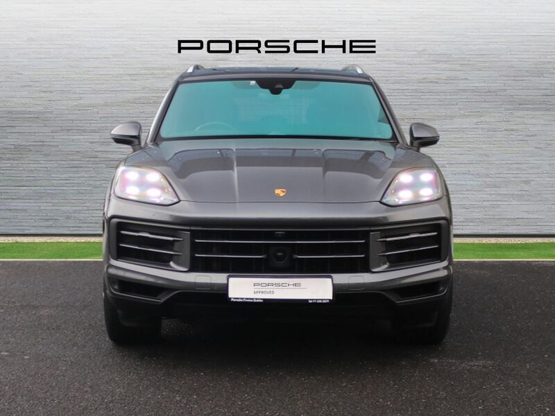 More views of Porsche Cayenne