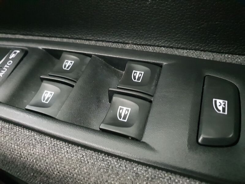 More views of Renault Zoe