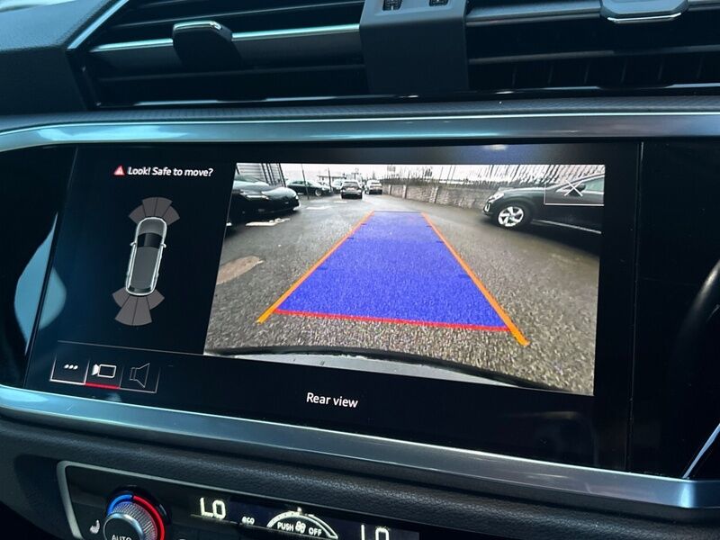 More views of Audi Q3