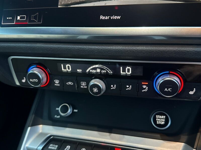 More views of Audi Q3