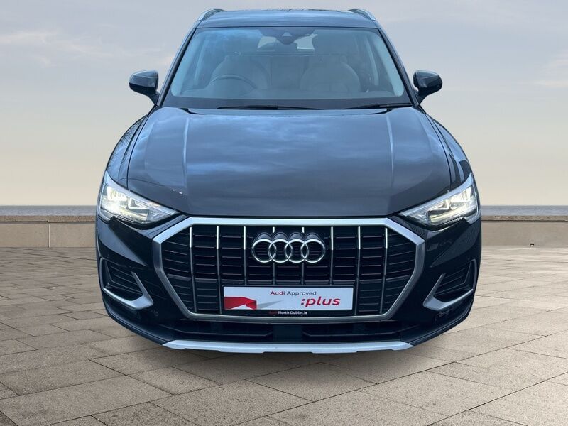 More views of Audi Q3