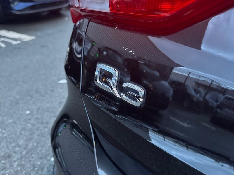 More views of Audi Q3