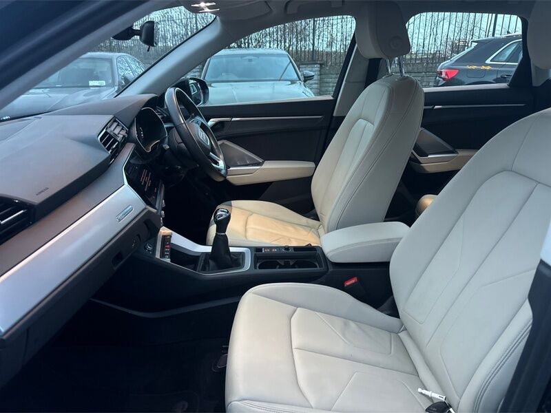 More views of Audi Q3