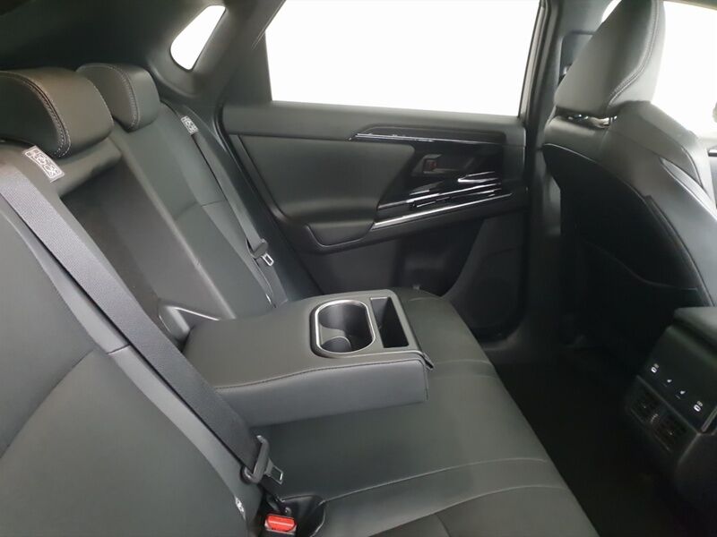 More views of Subaru Solterra