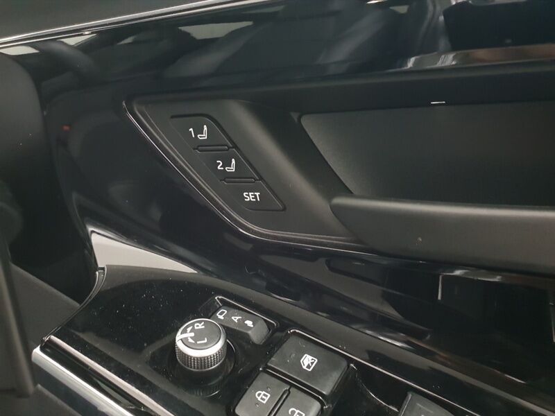 More views of Subaru Solterra