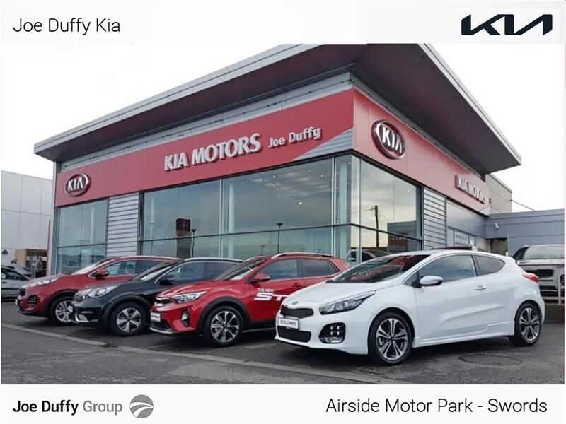 More views of Kia Niro