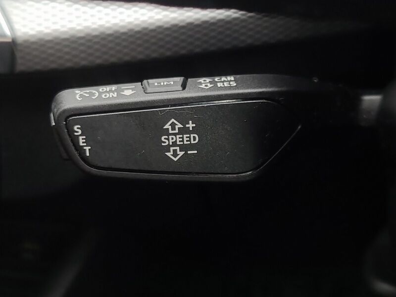 More views of Audi Q2