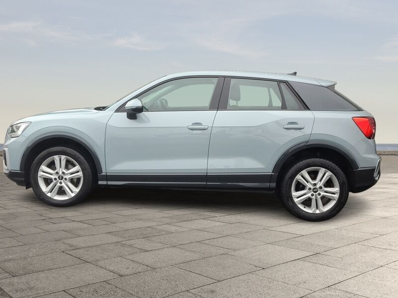 More views of Audi Q2