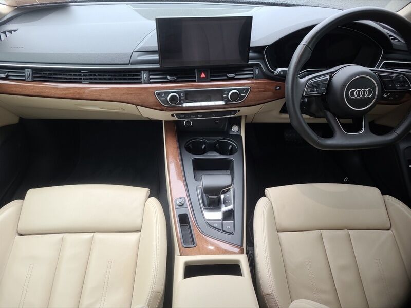 More views of Audi A4