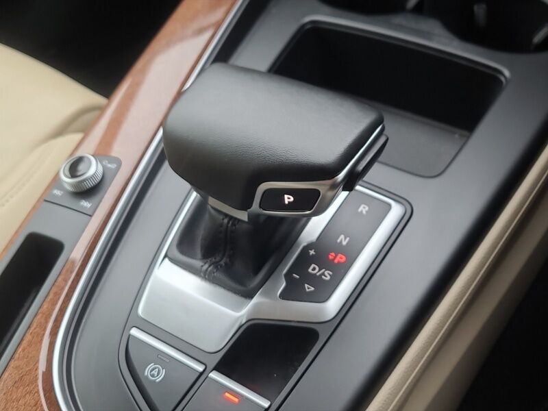 More views of Audi A4