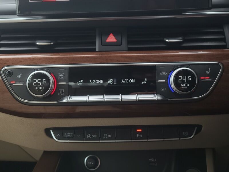 More views of Audi A4