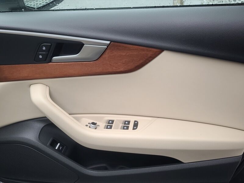 More views of Audi A4