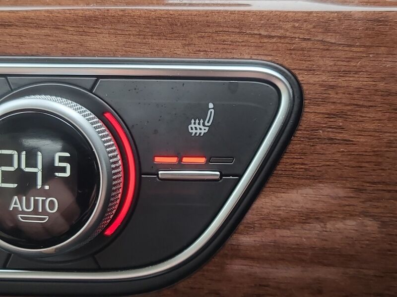 More views of Audi A4