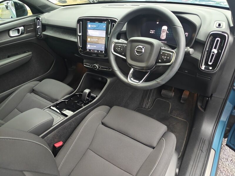 More views of Volvo C40