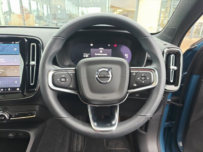 More views of Volvo C40