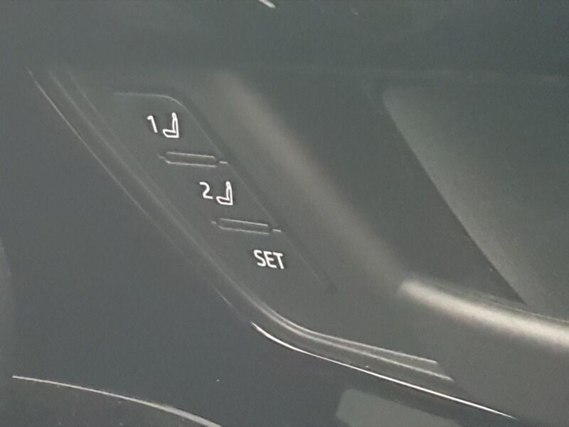 More views of Subaru Solterra