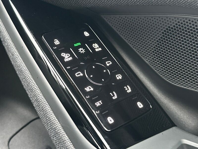 More views of Audi A6 Sportback e-tron