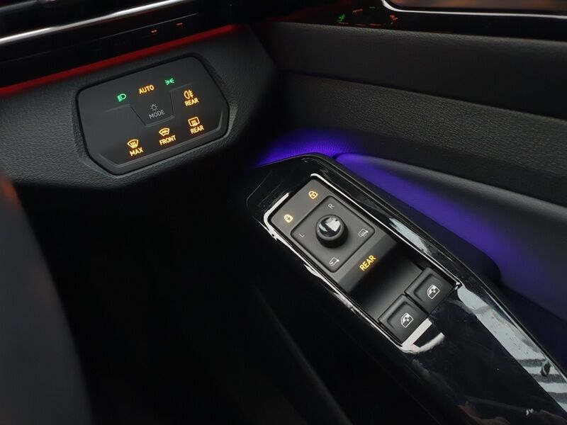 More views of Volkswagen ID.4