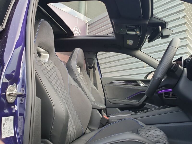 More views of Volkswagen Tayron