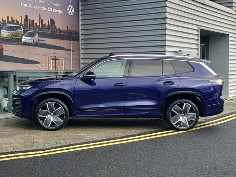 More views of Volkswagen Tayron