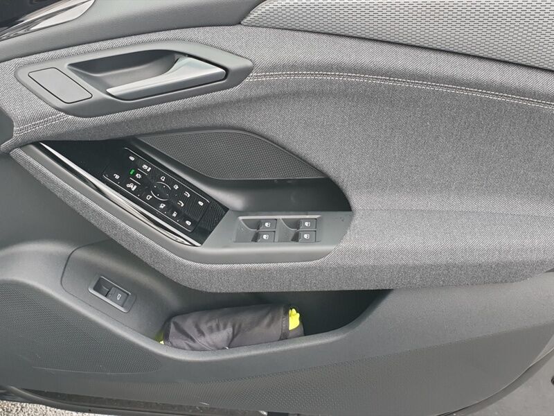 More views of Audi A6 Sportback e-tron