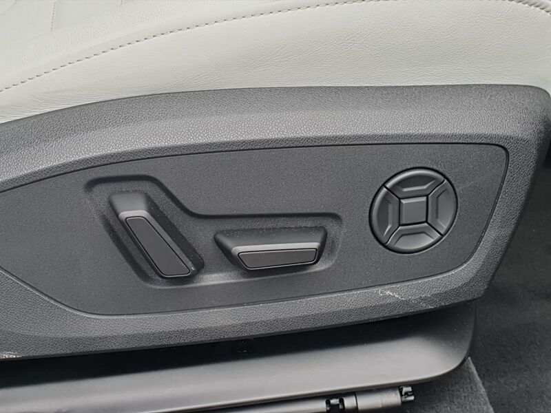 More views of Audi A6 Sportback e-tron