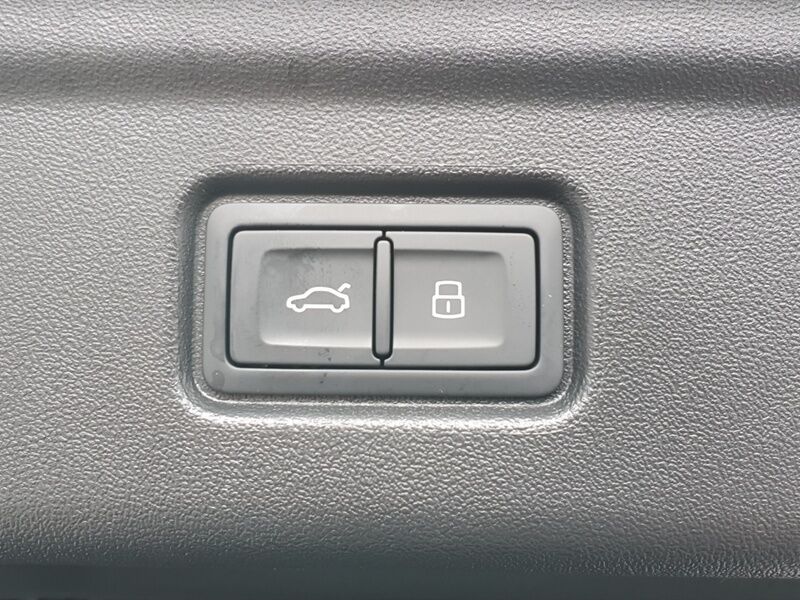 More views of Audi A6 Sportback e-tron