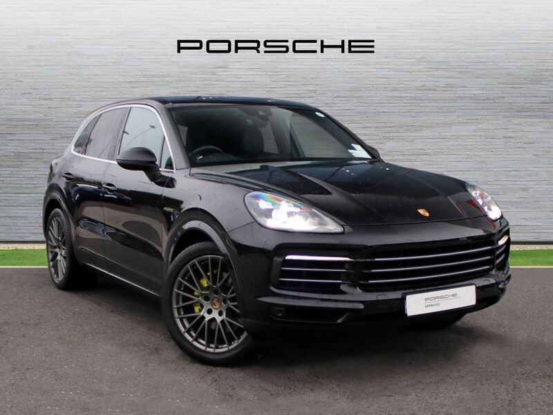 More views of Porsche Cayenne