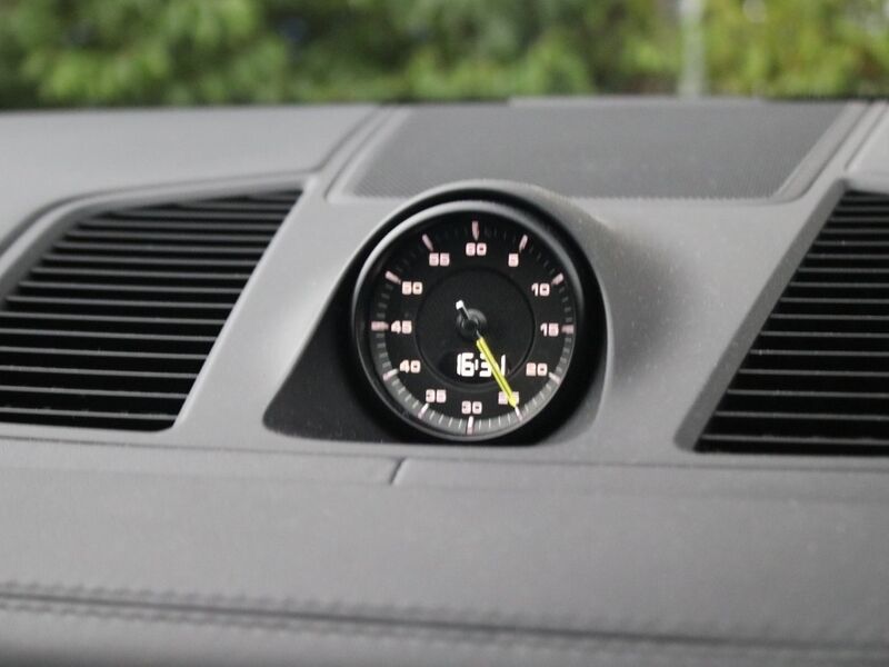 More views of Porsche Cayenne