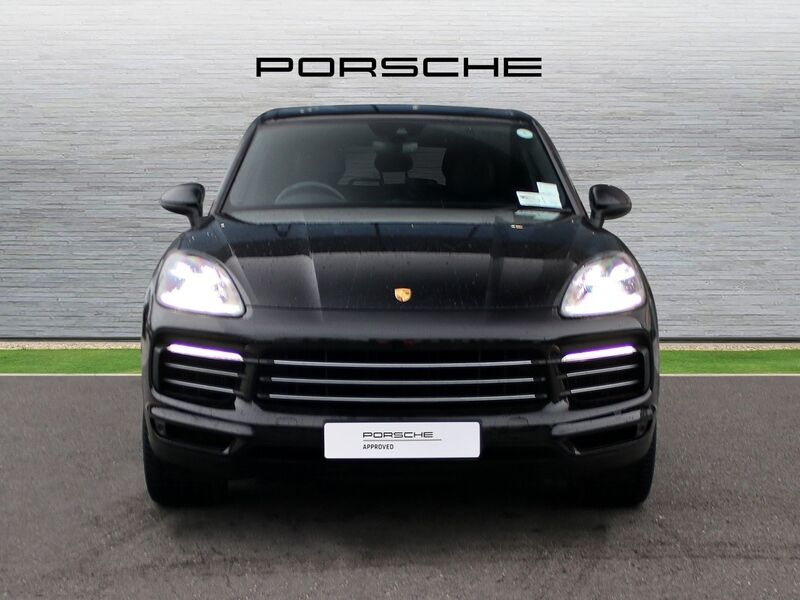 More views of Porsche Cayenne