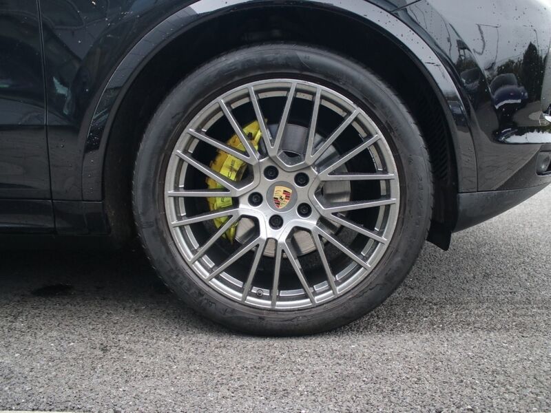 More views of Porsche Cayenne