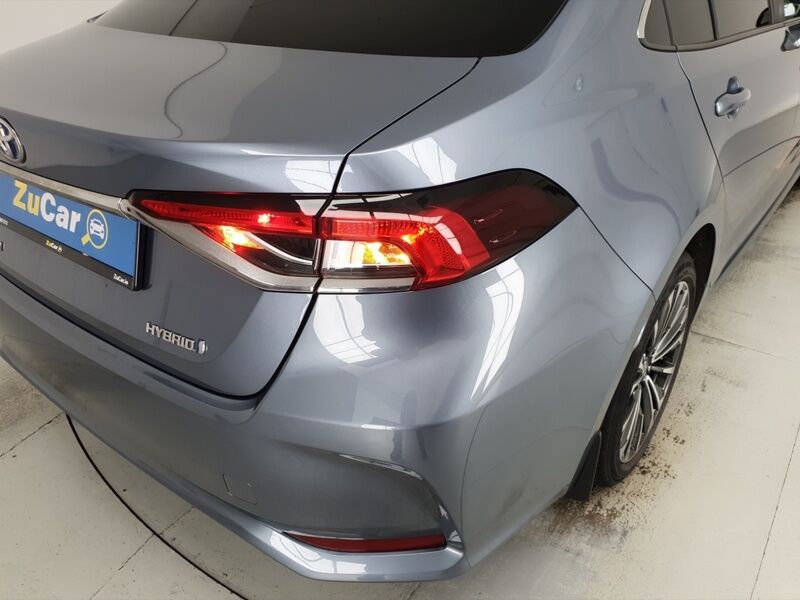 More views of Toyota Corolla