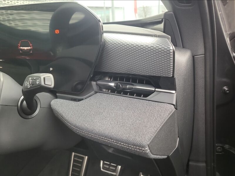 More views of Audi A6 Avant e-tron